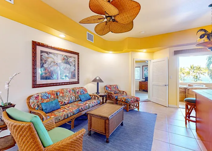 Kahalu\'U Beach Villas 1-203